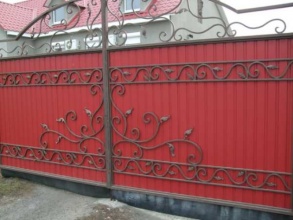 Кованые заборы с профнастилом 150 метров фото в Симферополе