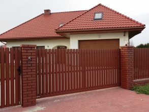 Откатные из евроштакетника ворота - пример 6 фото стоимость под ключ