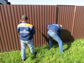 Забор из профнастила с утрамбовкой щебнем 79 метров фото в Симферополе